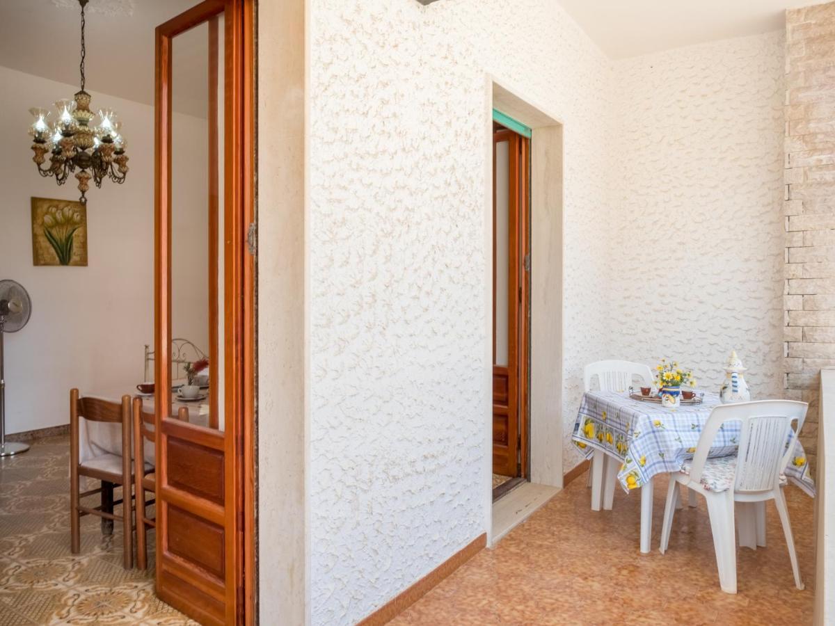 Villetta Lucia Taviano  Exterior photo